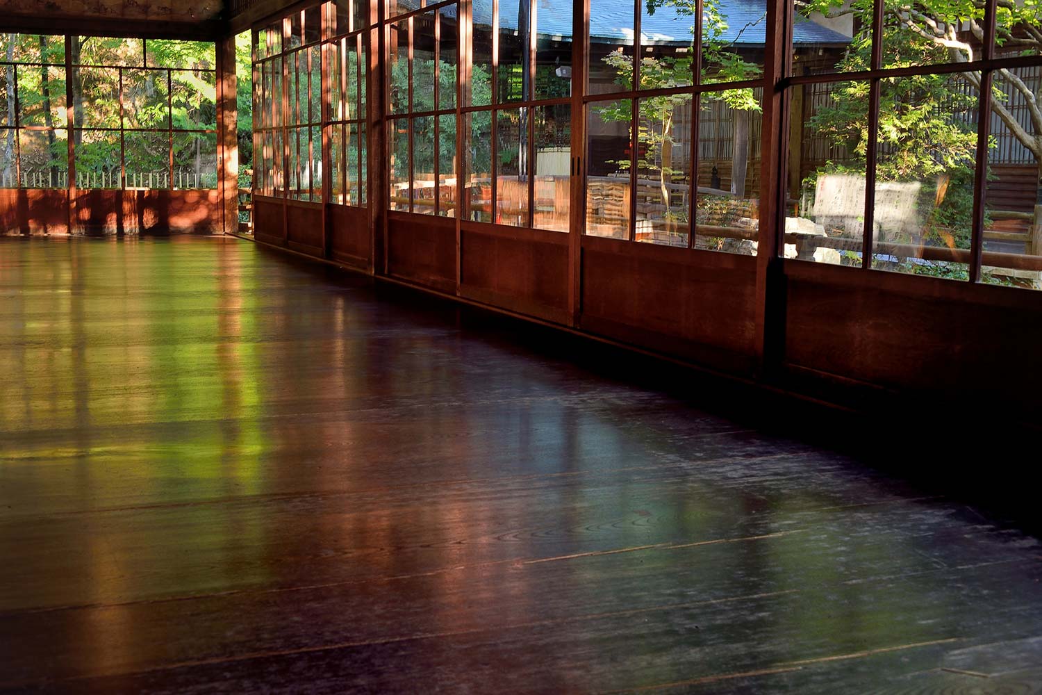 閉業・赤字施設