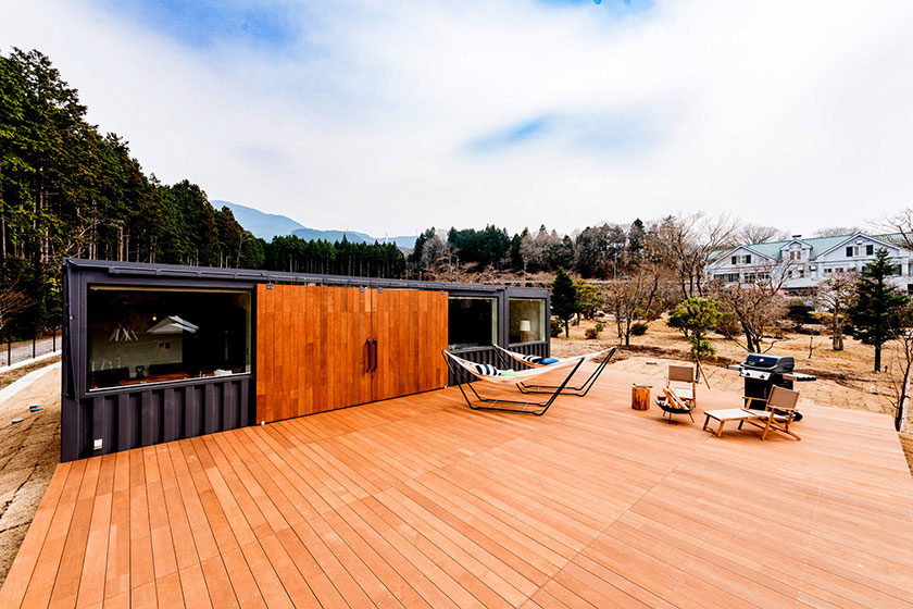 Wood deck over 4 times the size (Fujino Suite)