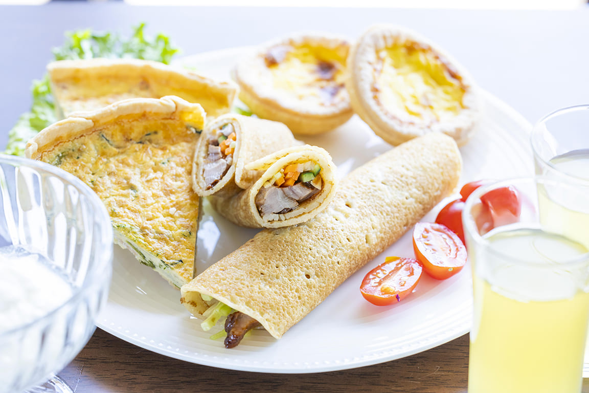  朝食(1650円)