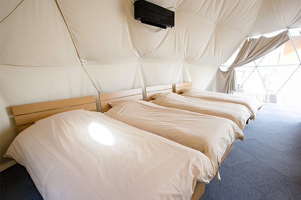 Enjoy a comfortable glamping life even in summer with air conditioning