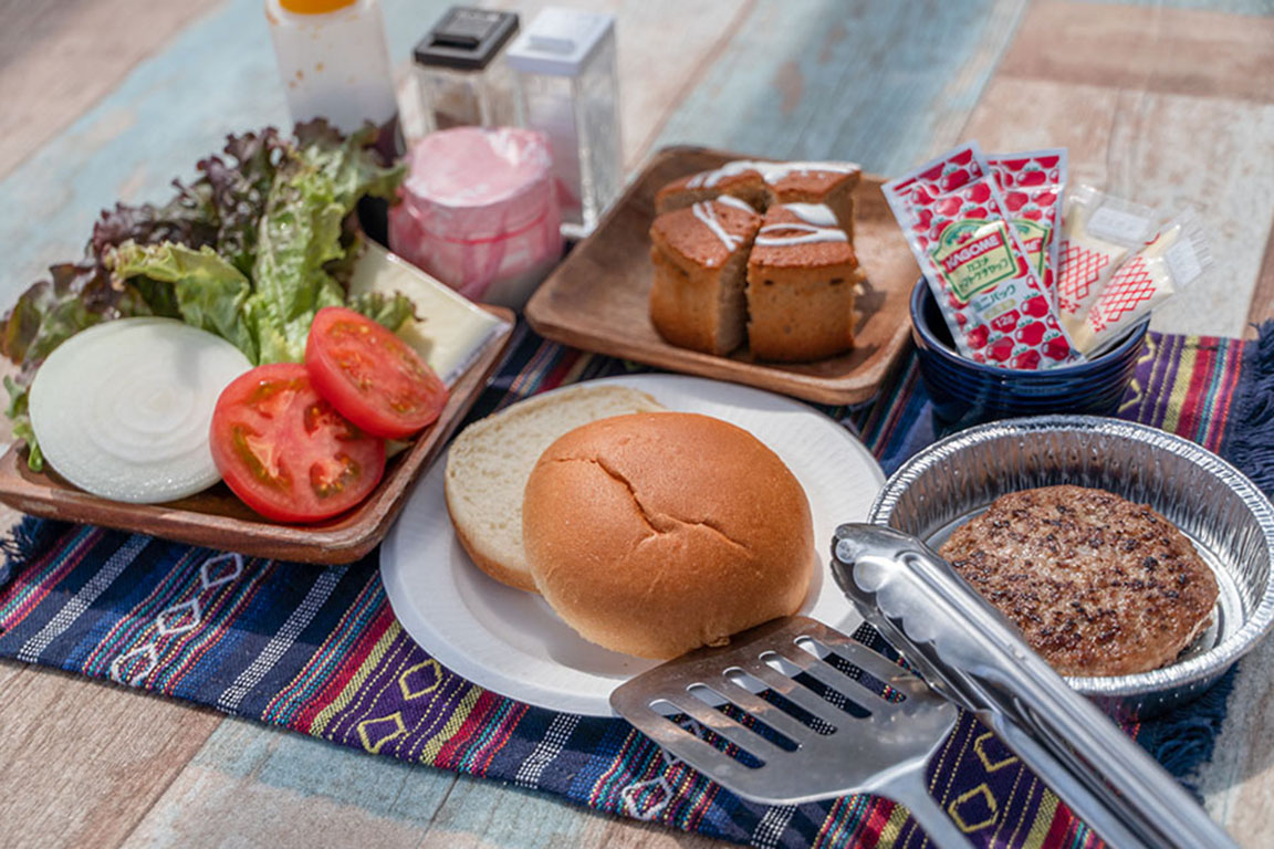 [Breakfast] Handmade hamburger set