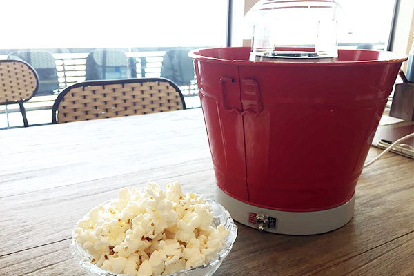 popcorn machine