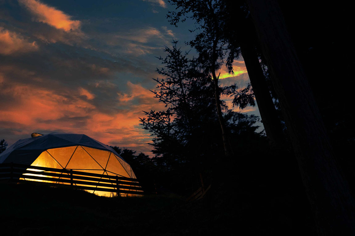 <Limited to 1 group> Garden open-air hot spring bath glamping Morinoyado [Nagano]