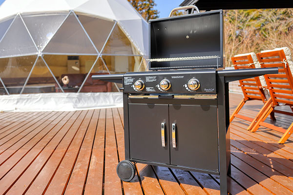 BBQ gas grill [rental]