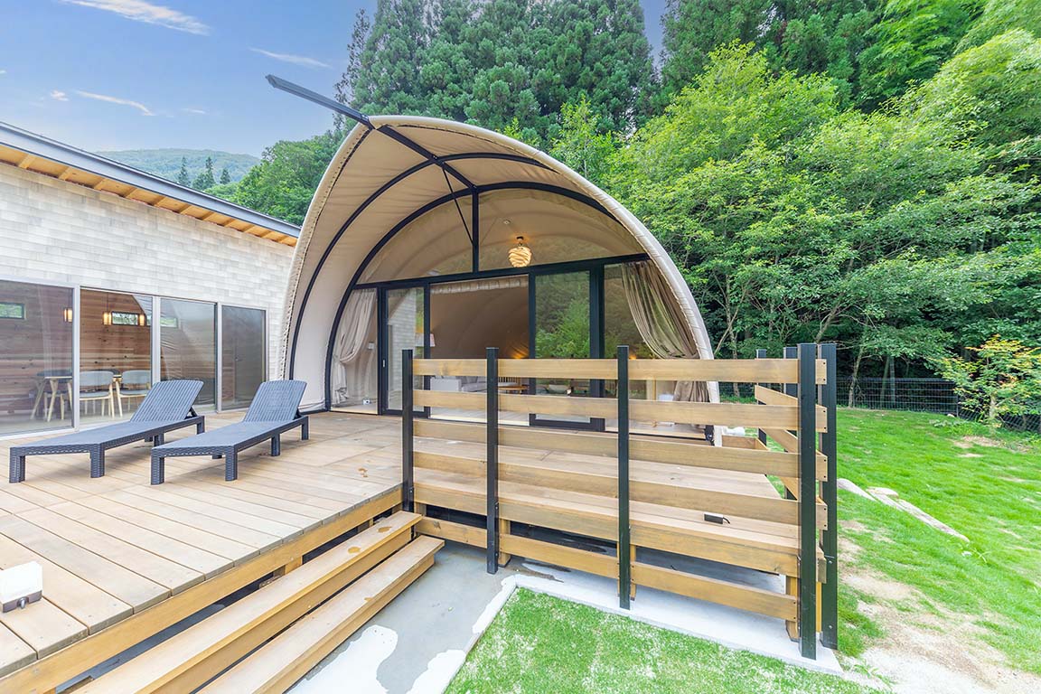 允许携带宠物 Cocoon 帐篷