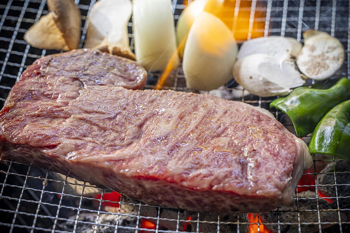 Volumetric Kyoto style BBQ set where you can enjoy specially selected A5 rank Kameoka beef