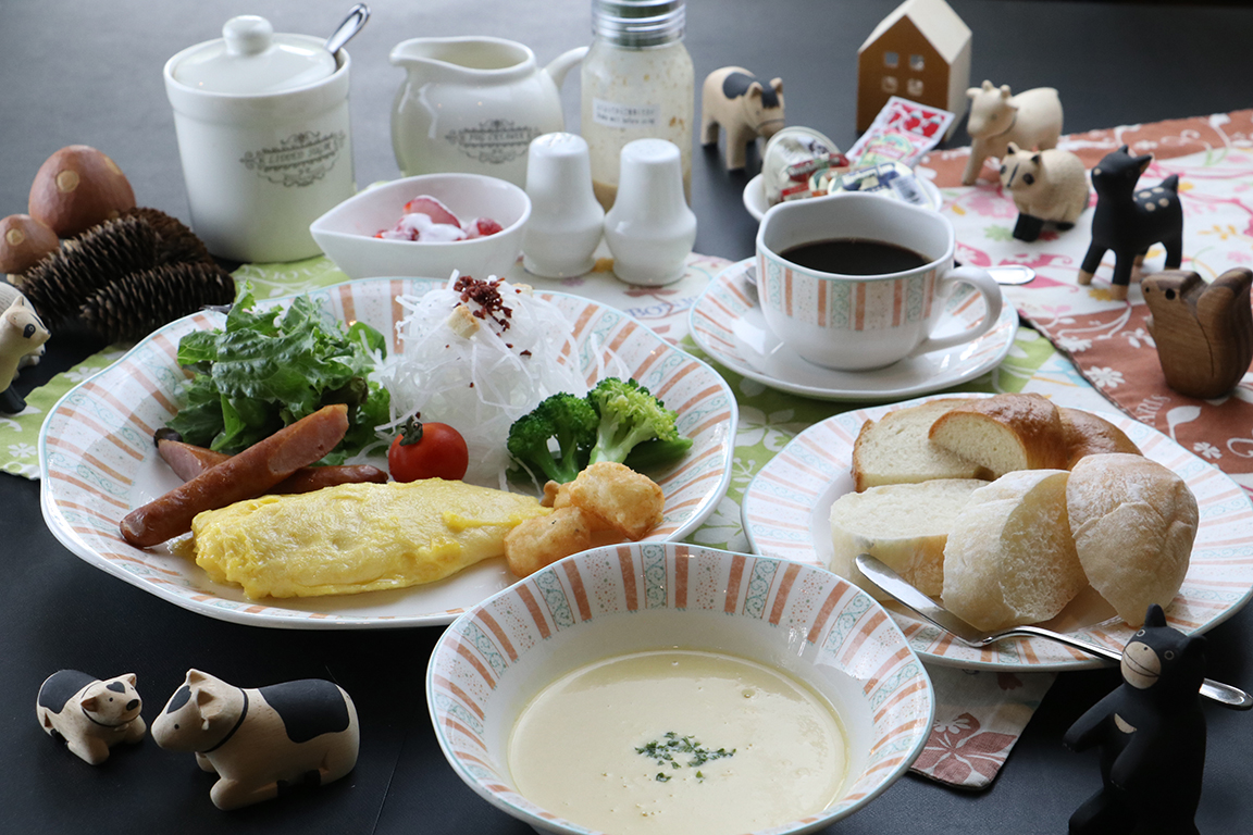 朝食