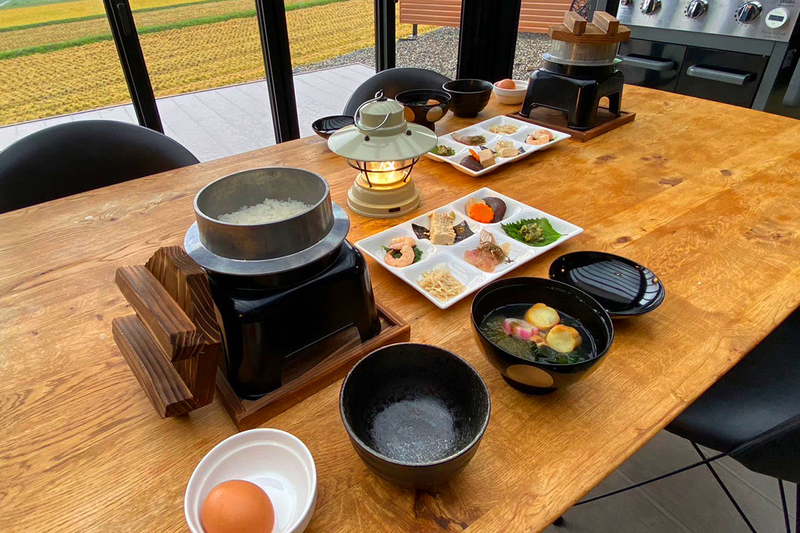 富山県産コシヒカリの和朝食