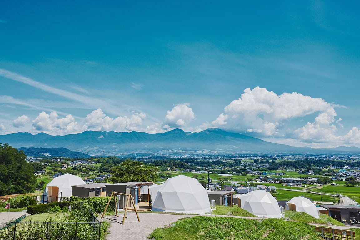 澄んだ空気と浅間山の絶景に癒される