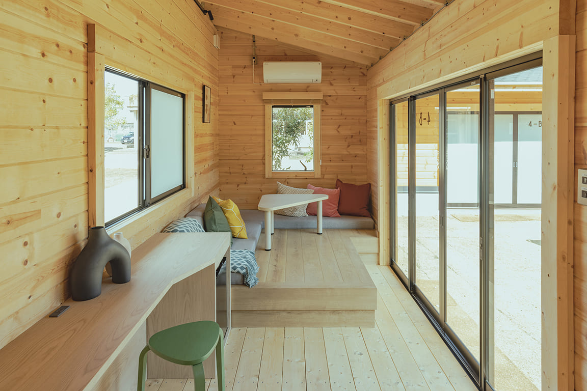 木の温もりが優しい空間を作る 2種の客室タイプ