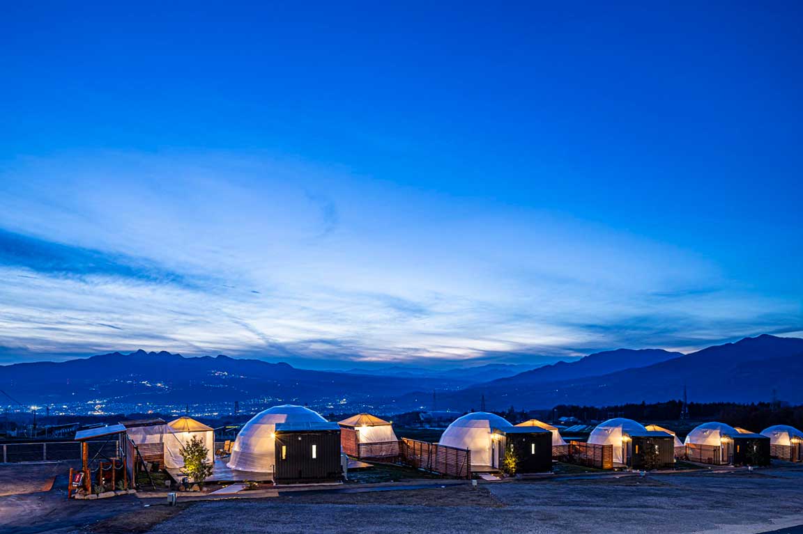 GLAMPING HILLS AKAGI, a resort facility with 10 buildings