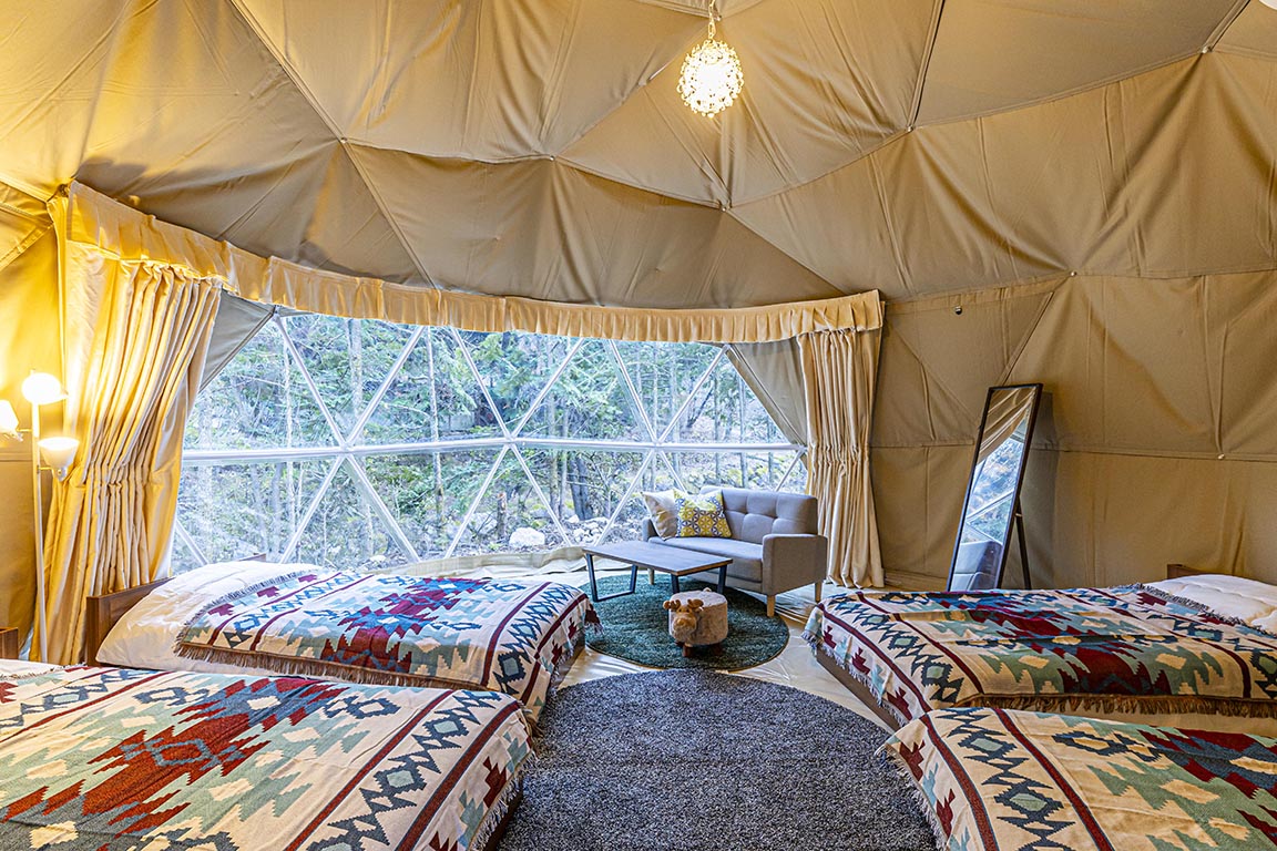 Glamping dome limited to 1 groups per day