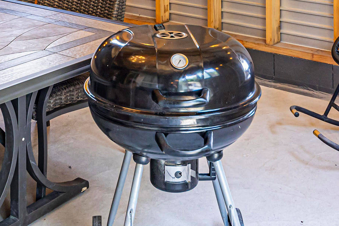 BBQグリル（炭付き）