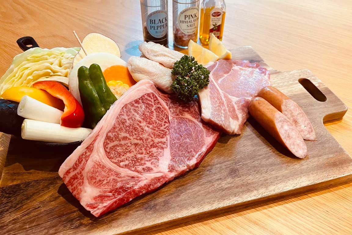Glamping BBQ using luxurious ingredients from Yamanashi Prefecture