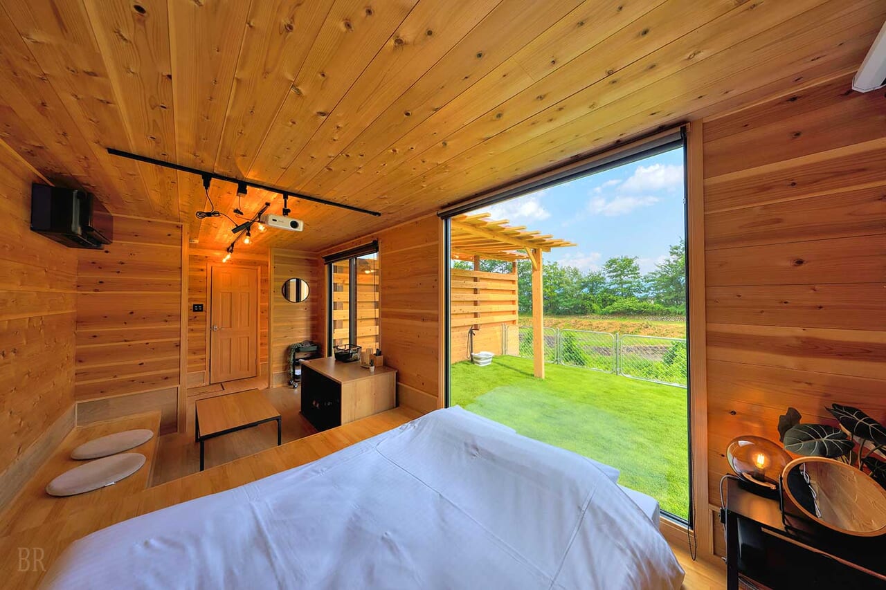 【愛犬同伴可】タイニーハウス【Famille】定員3名〈バレルサウナ付き〉