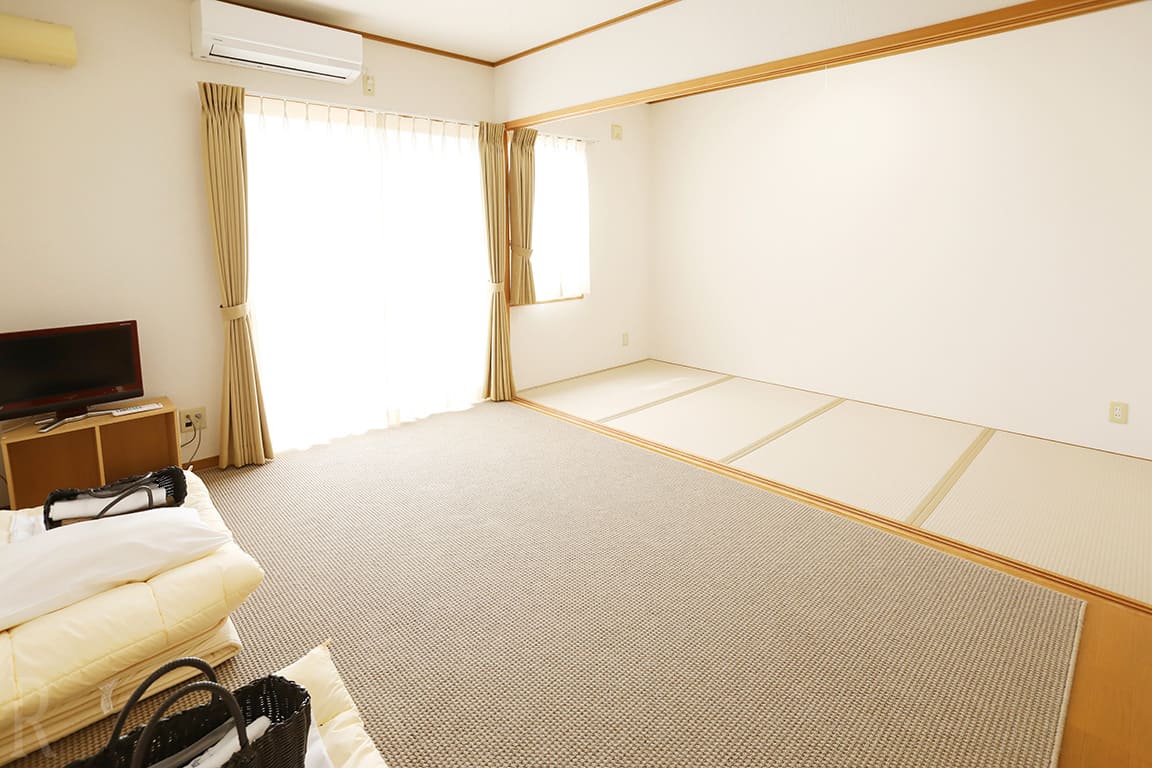 [标准小屋] 蒲团房