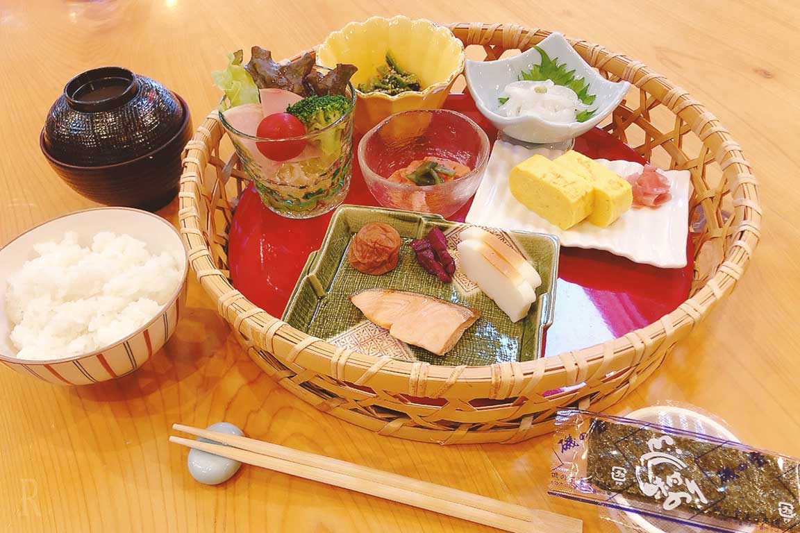 【大人朝食】