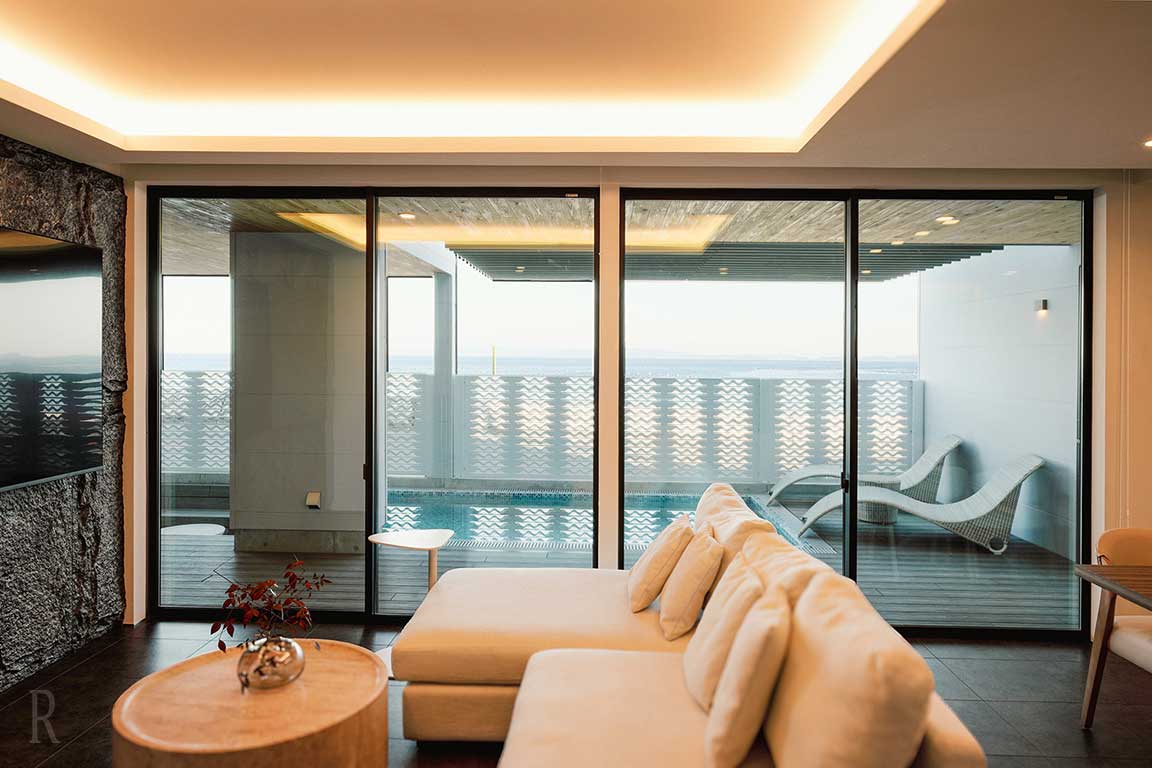 VILLA 201