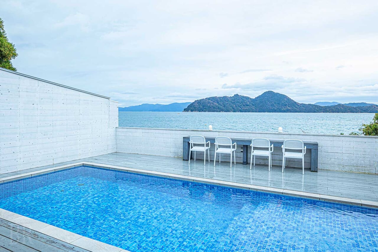 瑠璃浜RETREAT（リトリート）