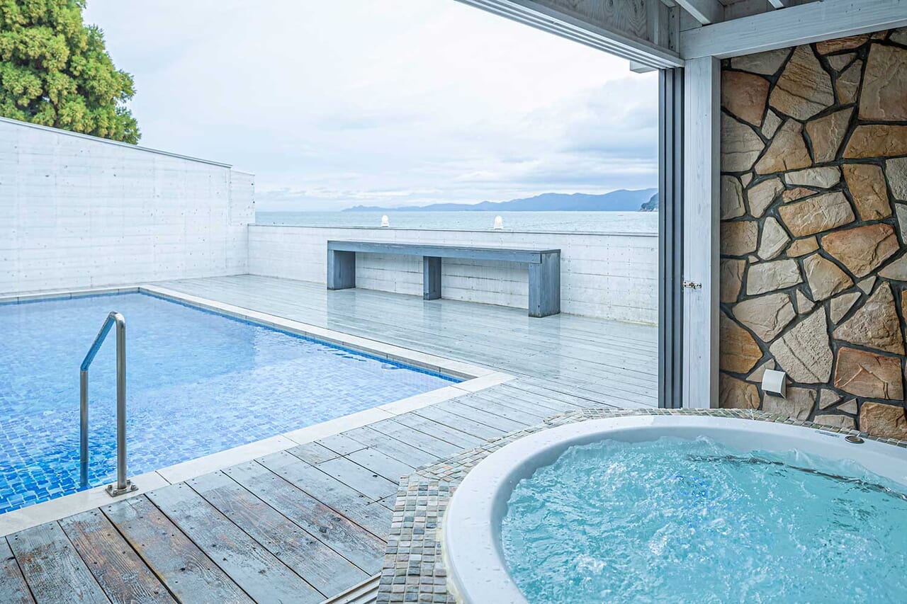 瑠璃浜RETREAT（リトリート）