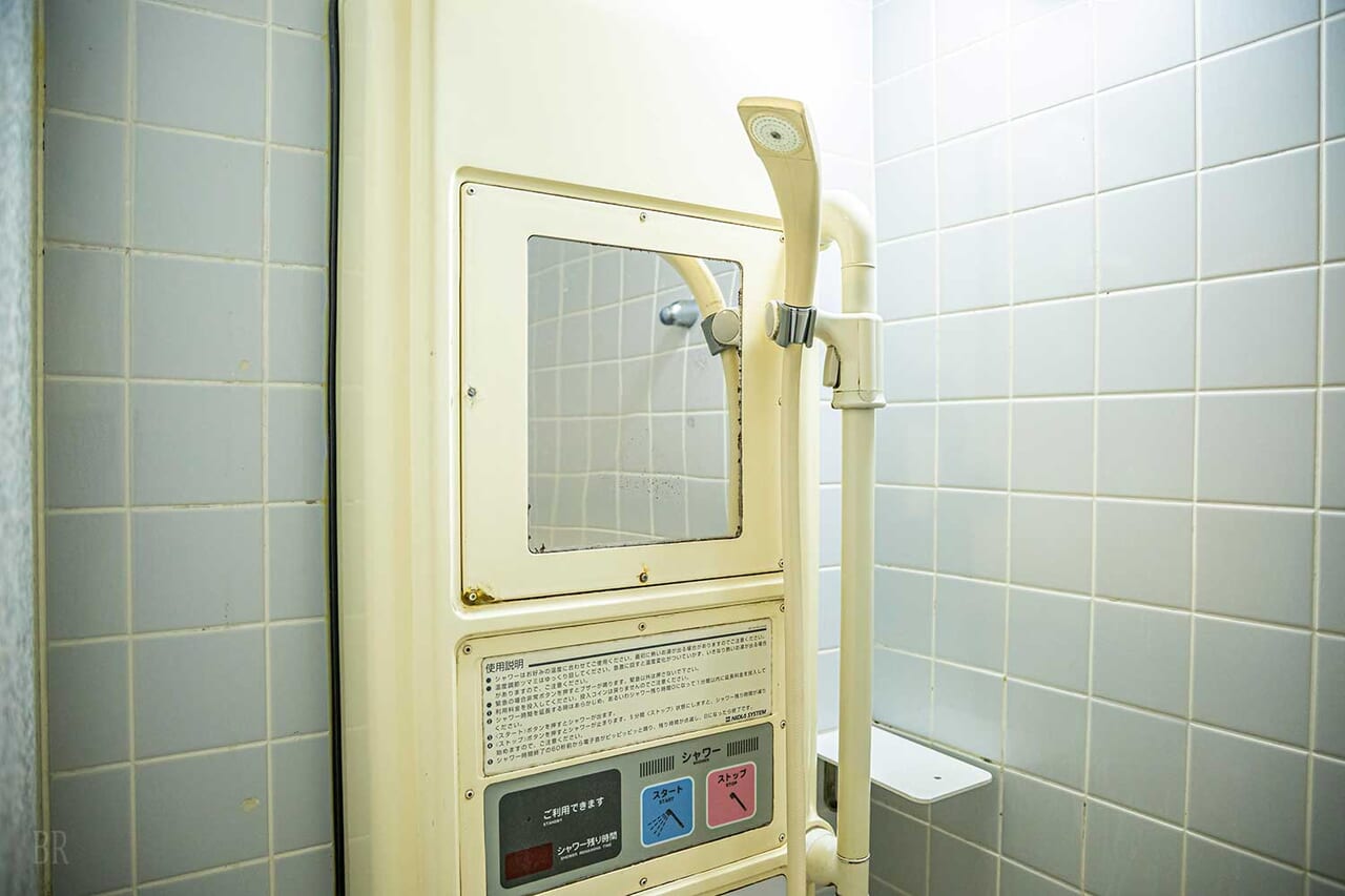 共用コインシャワー