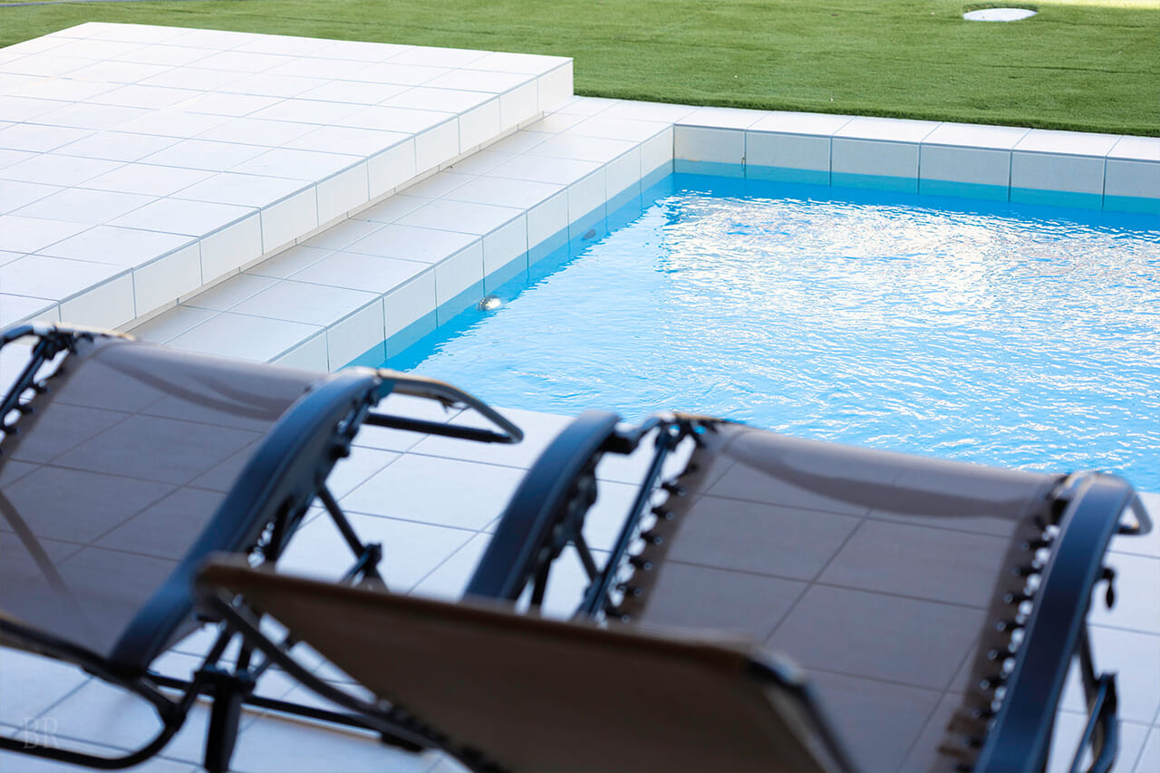 プライベートプール