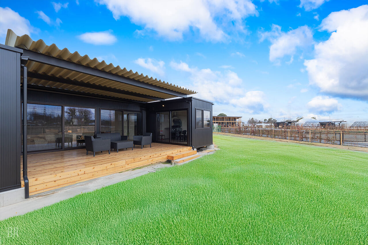 <シンフォニーヴィラ>コーナーテラス