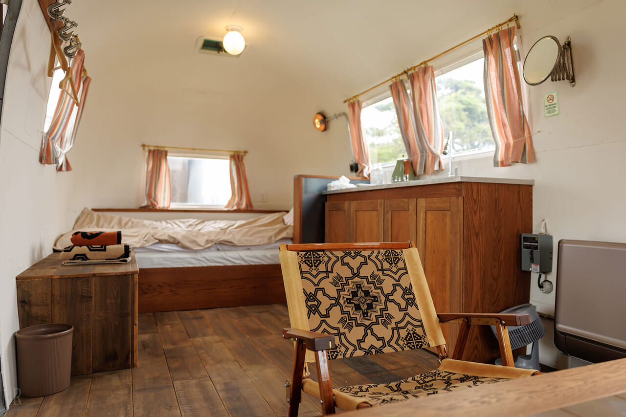 Barbara Airstream 22ft