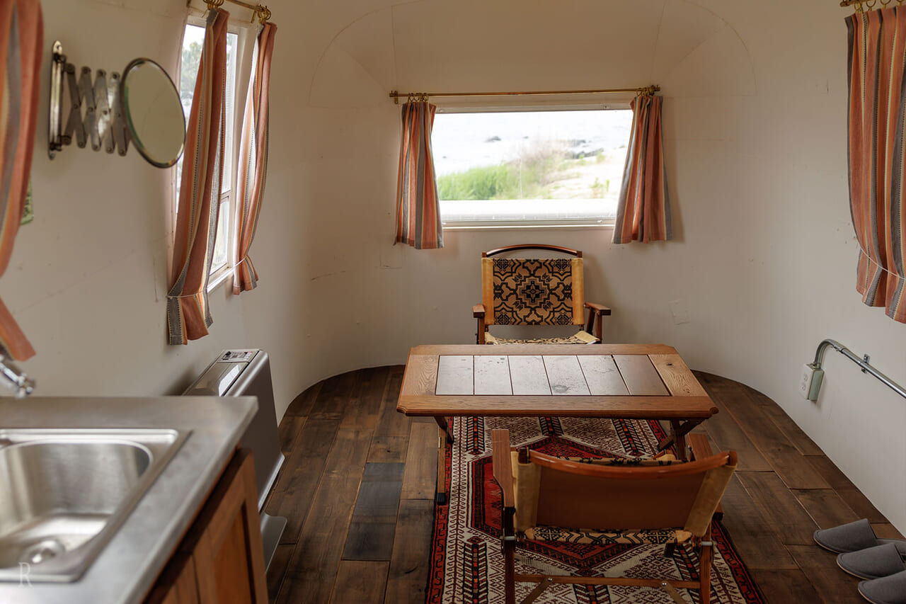 Barbara Airstream 22ft