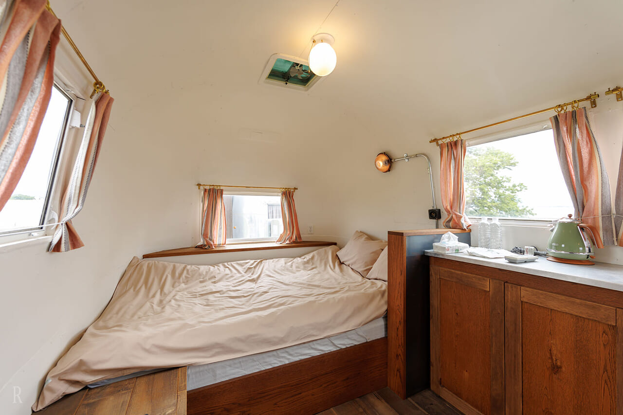 Barbara Airstream 22ft