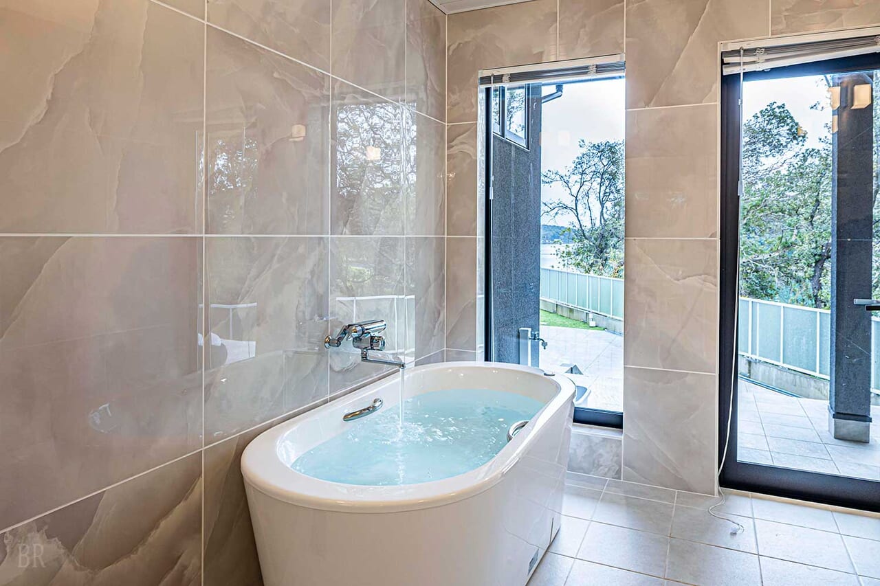 Others ~アザーズ伊勢志摩~