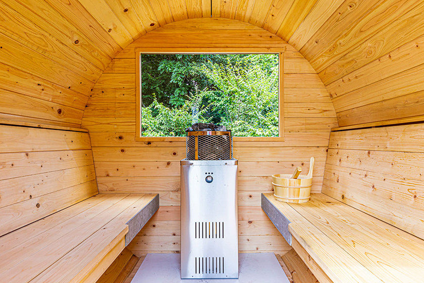 [栃木县] 那须高原豪华露营：带芬兰炉的桶式桑拿房