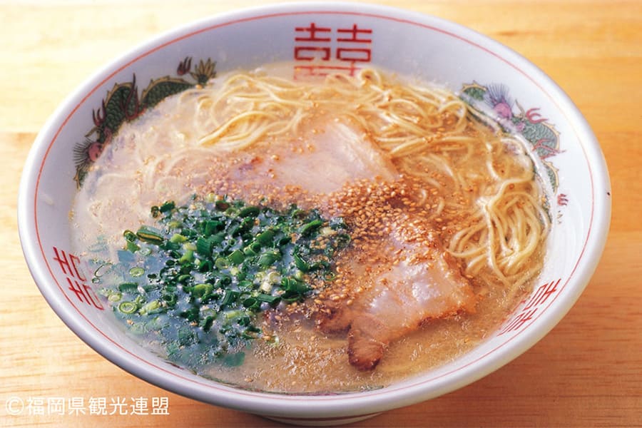 博多豚骨ラーメン