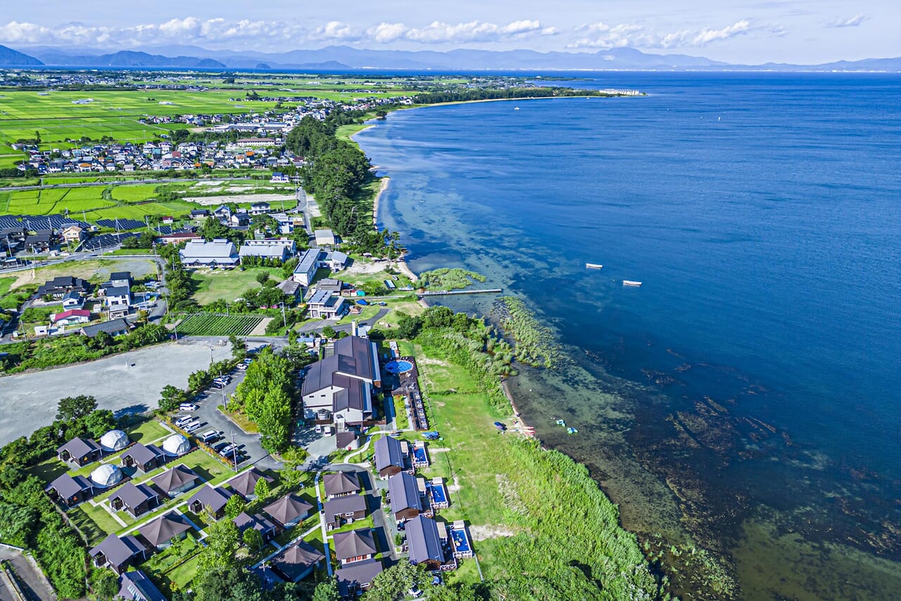 GLAMPING SPA RESORTS Lake side terrace biwako