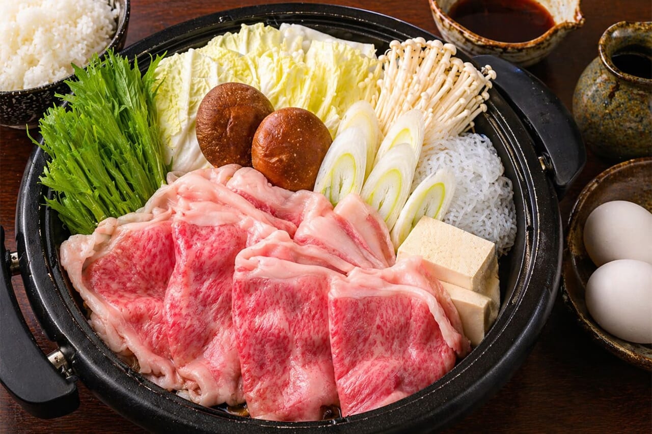 栃木県が誇る「とちぎ和牛」と大地の旨味を蓄えた野菜を堪能できるすき焼きプラン