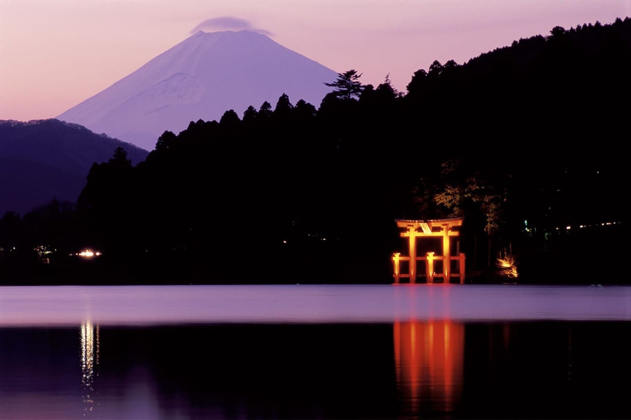 芦ノ湖と箱根神社